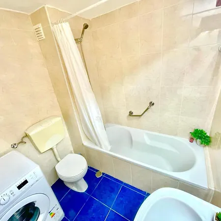 T1, Da Oura Αλμπουφέιρα