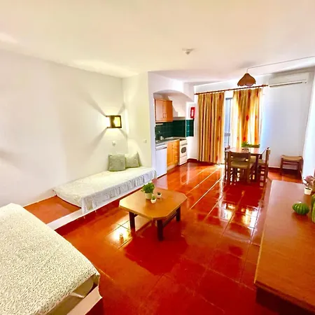 T1, Da Oura * Αλμπουφέιρα