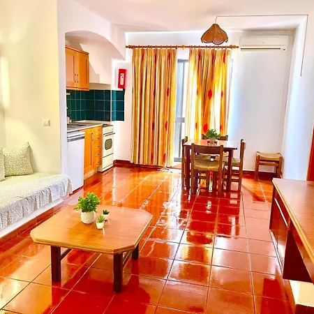 Apartman T1, Da Oura Albufeira